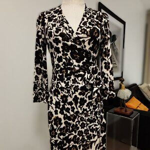 Diane von Furstenberg Silk Wrap Dress Floral Print US 6